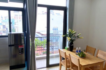 2 bedroom apartment with balcony on Binh Gia street