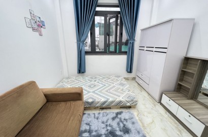 Studio apartmemt for rent on Lac Long Quan street in Tan Binh District