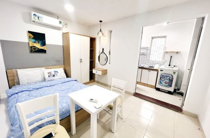 1 bedroom apartment with own washing machine on Nguyen Gia Tri street