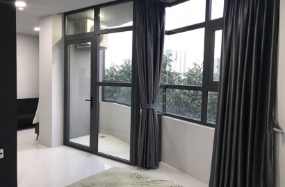 Studio apartment with balcony overlooking Truong Sa street