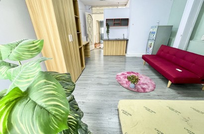 Studio apartmemt for rent with balcony on Ba Van street in Tan Binh district