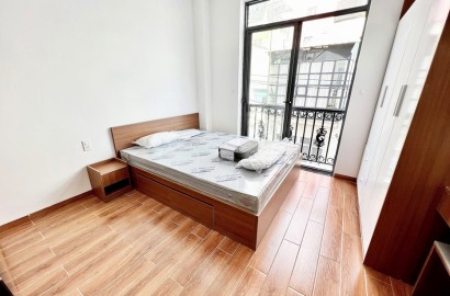 Studio apartmemt for rent on Nguyen Cong Hoan street - Phu Nhuan District