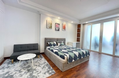 Wooden floor serviced apartment for rent on Nguyen Cong Tru street in District 1