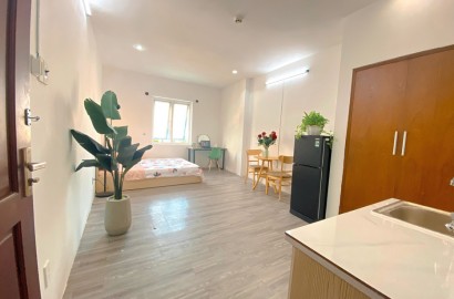 Serviced apartmemt for rent on Cong Hoa street