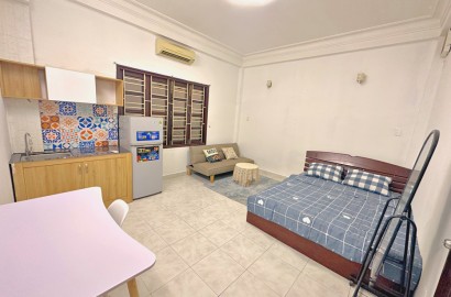 1 Bedroom apartment for rent on Cong Hoa street