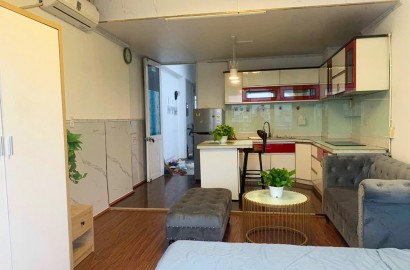 Wooden floor serviced apartment for rent on Bui Huu Nghia street