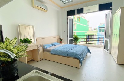 Studio apartmemt for rent with balcony on Bui Huu Nghia street