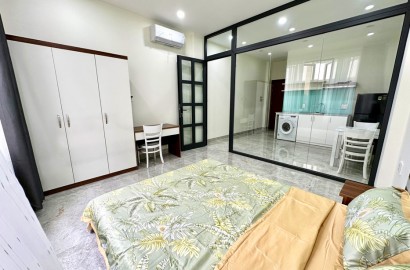 Cho thuê căn hộ dịch vụ 1 phòng ngủ riêng đường Trần Hưng Đạo