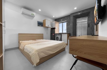 Cho thuê căn hộ dịch vụ đường Nguyễn Đình Chính - Phú Nhuận
