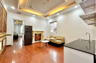 Wooden floor 1 Bedroom apartment for rent on Nguyen Cong Tru street