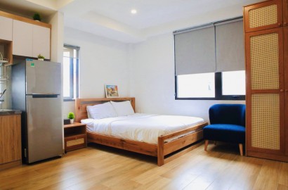 Spacious serviced apartmemt for rent with balcony on Street No 51, An Phu, District 2
