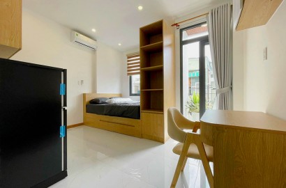 Serviced apartmemt for rent with balcony on Xo Viet Nghe Tinh street near Thi Nghe Market