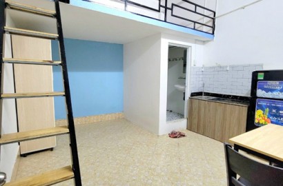 Duplex apartment for rent on Bay Hien Street in Tan Binh District