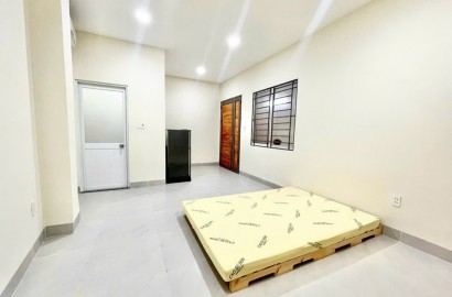 Studio apartmemt for rent on Pham Quy Thich Street
