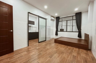 1 Bedroom apartment for rent on Thach Lam Street