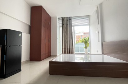 Studio apartmemt for rent with balcony on Dien Bien Phu Street