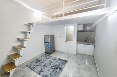 Ground floor duplex apartment for rent on Phan Van Tri Street