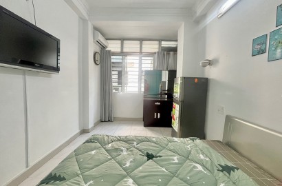 Studio apartmemt for rent in District 1 on Nguyen Chanh Chan Street