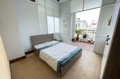 1 Bedroom apartment for rent with balcony, washing machine on Phan Van Tri Street