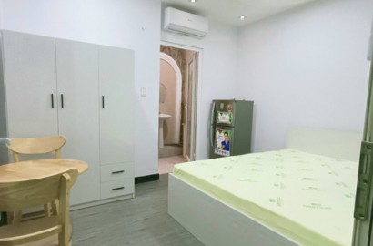 Studio apartmemt for rent, private washing machine on Nguyen Trung Ngan Street