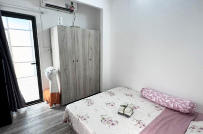 1 Bedroom apartment for rent with balcony on Ky Dong Street in District 3
