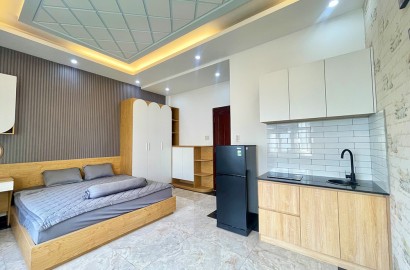Serviced apartmemt for rent on Loc Hung Street in Tan Binh District