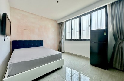 Airy apartment for rent on Nguyen Duy Duong Street