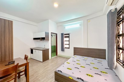 Serviced apartmemt for rent on Truong Son Street