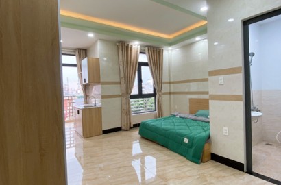 Serviced apartmemt for rent with balcony on Tran Thi Trong Street