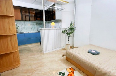 Ground floor apartment for rent on Nguyen Thai Son Street