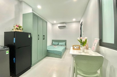 Serviced apartmemt for rent with fully furnished, washer on Ung Van Khiem Street