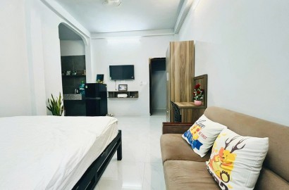 Studio apartmemt for rent, private washer on Nguyen Binh Khiem Street