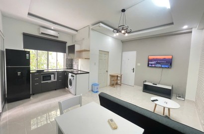 Bright 1 bedroom apartment for rent with fully furnished on Ly Chinh Thang Street