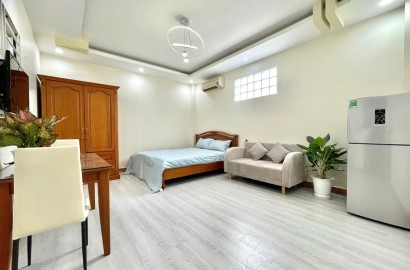 1 Bedroom apartment for rent, privated washer on Nguyen Cuu Van Street